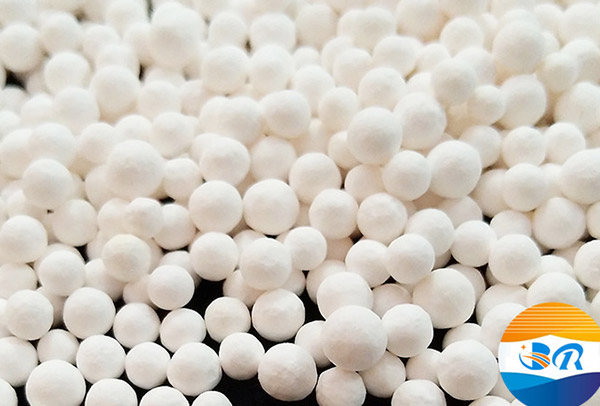 Heatless dryer activated alumina dessicant